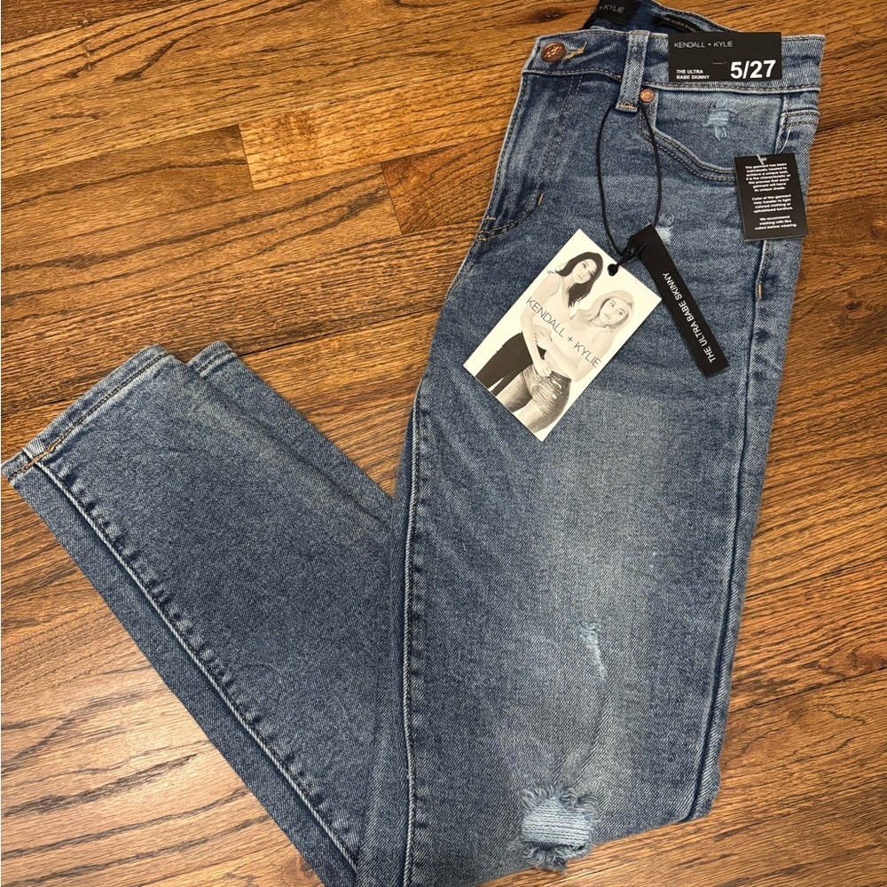Kendall & Kylie The Ultra Skinny Babe Size 27